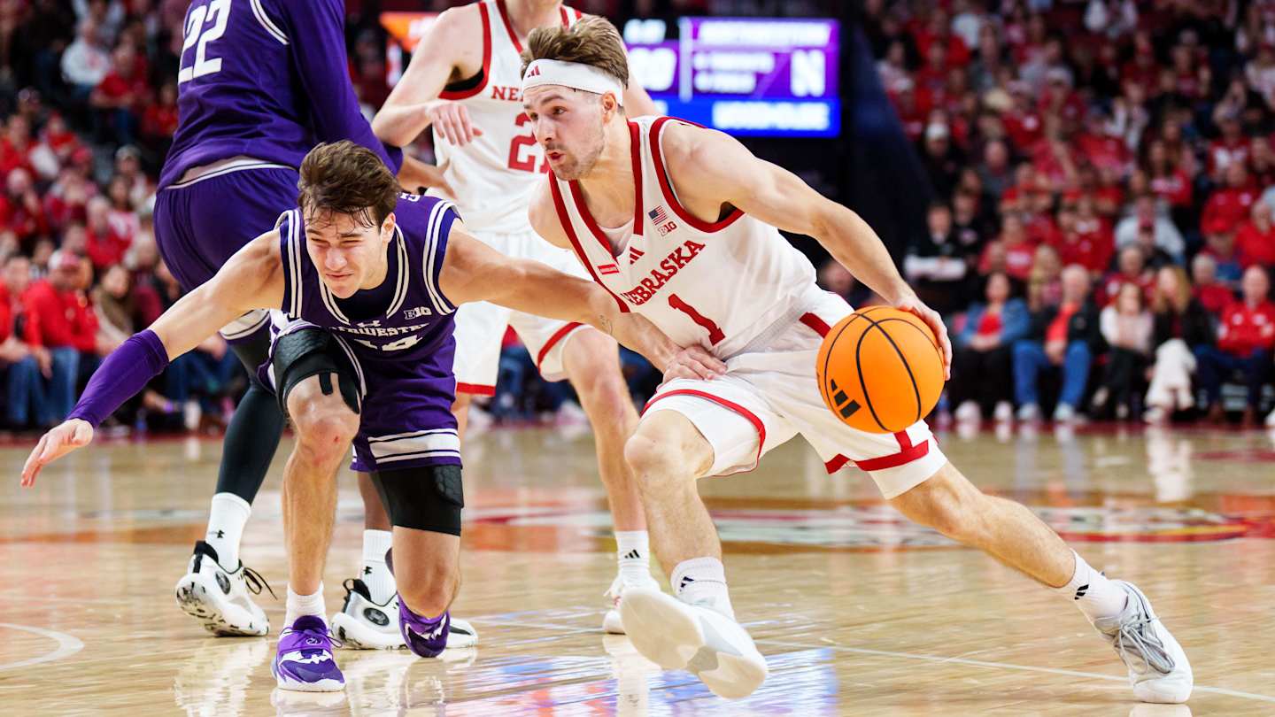 Huskers Pull Away: Nebraska Downs Northwestern with Strong Finish